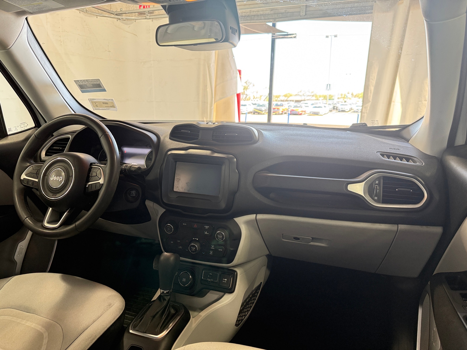Thumbnail: 2021 Jeep Renegade - 3