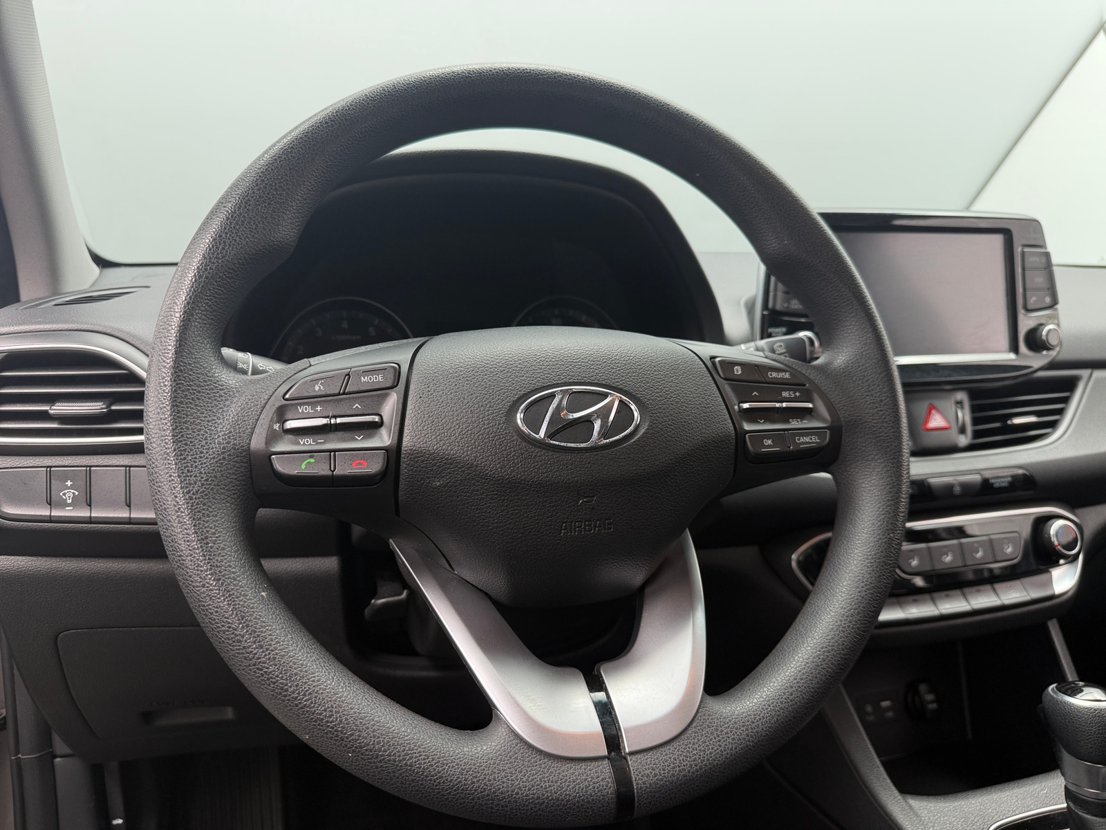 Thumbnail: 2020 Hyundai Elantra - 5