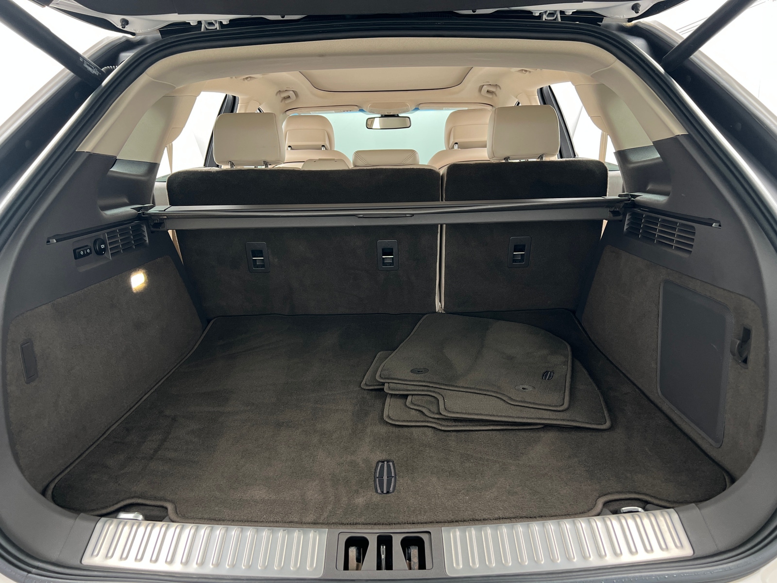 Thumbnail: 2018 Lincoln MKX - 6