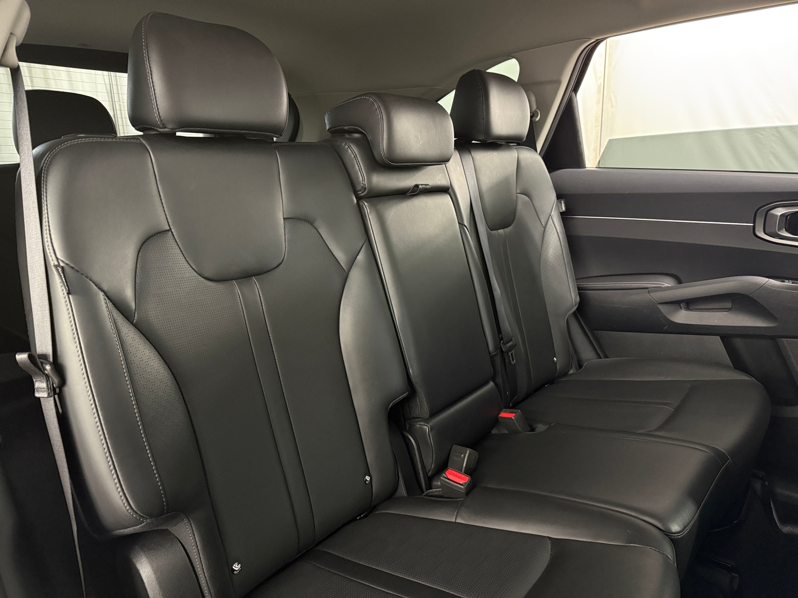 Thumbnail: 2024 Kia Sorento - 5