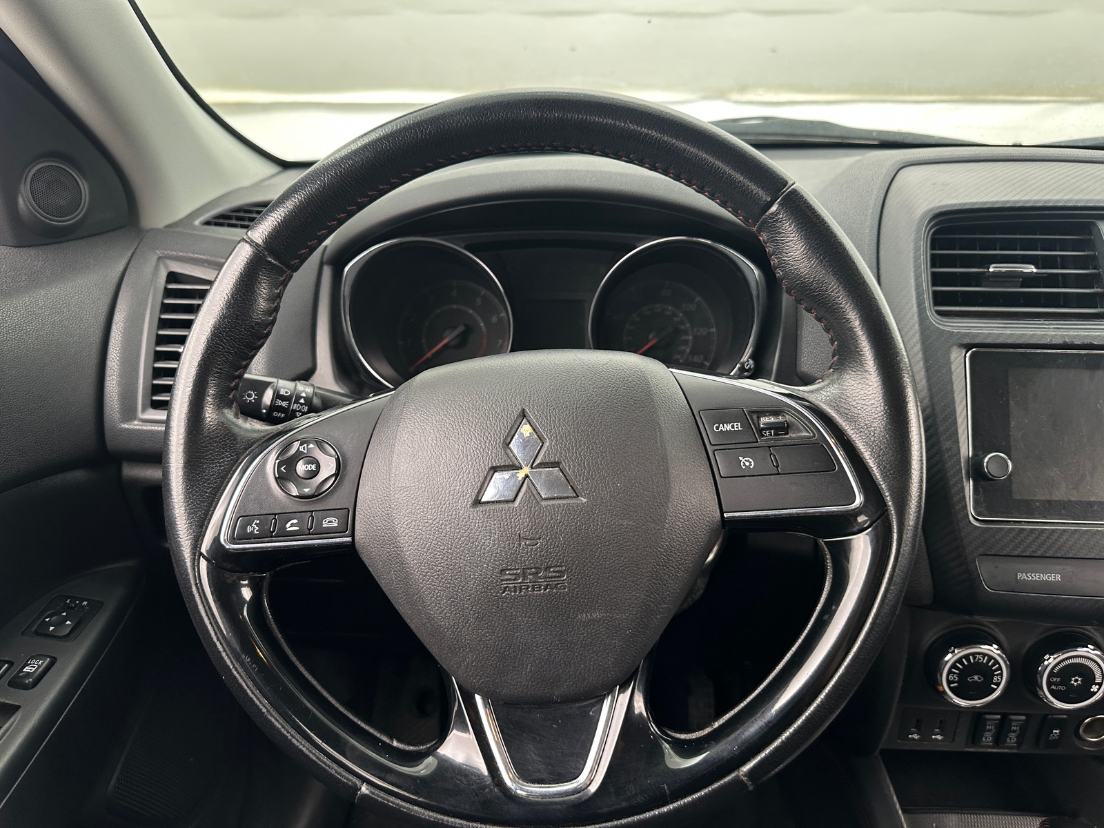 Thumbnail: 2019 Mitsubishi Outlander Sport - 5