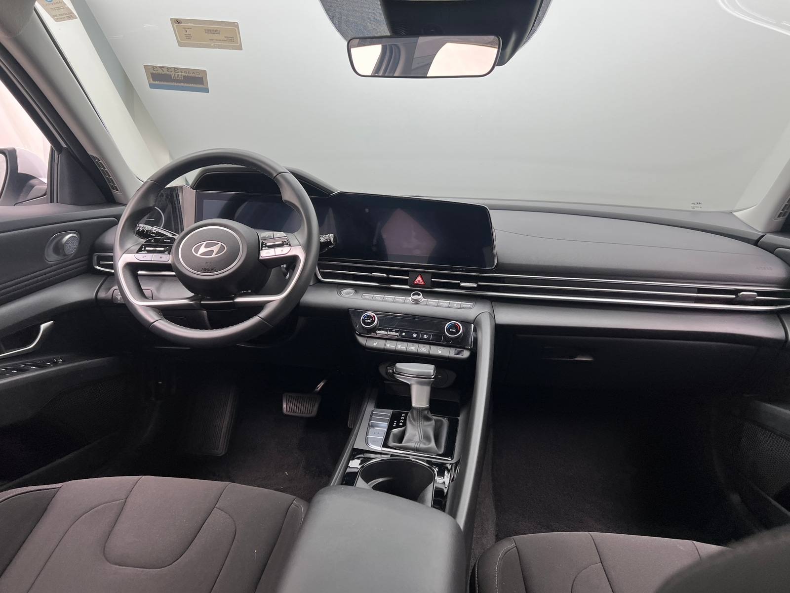 Thumbnail: 2025 Hyundai Elantra - 3