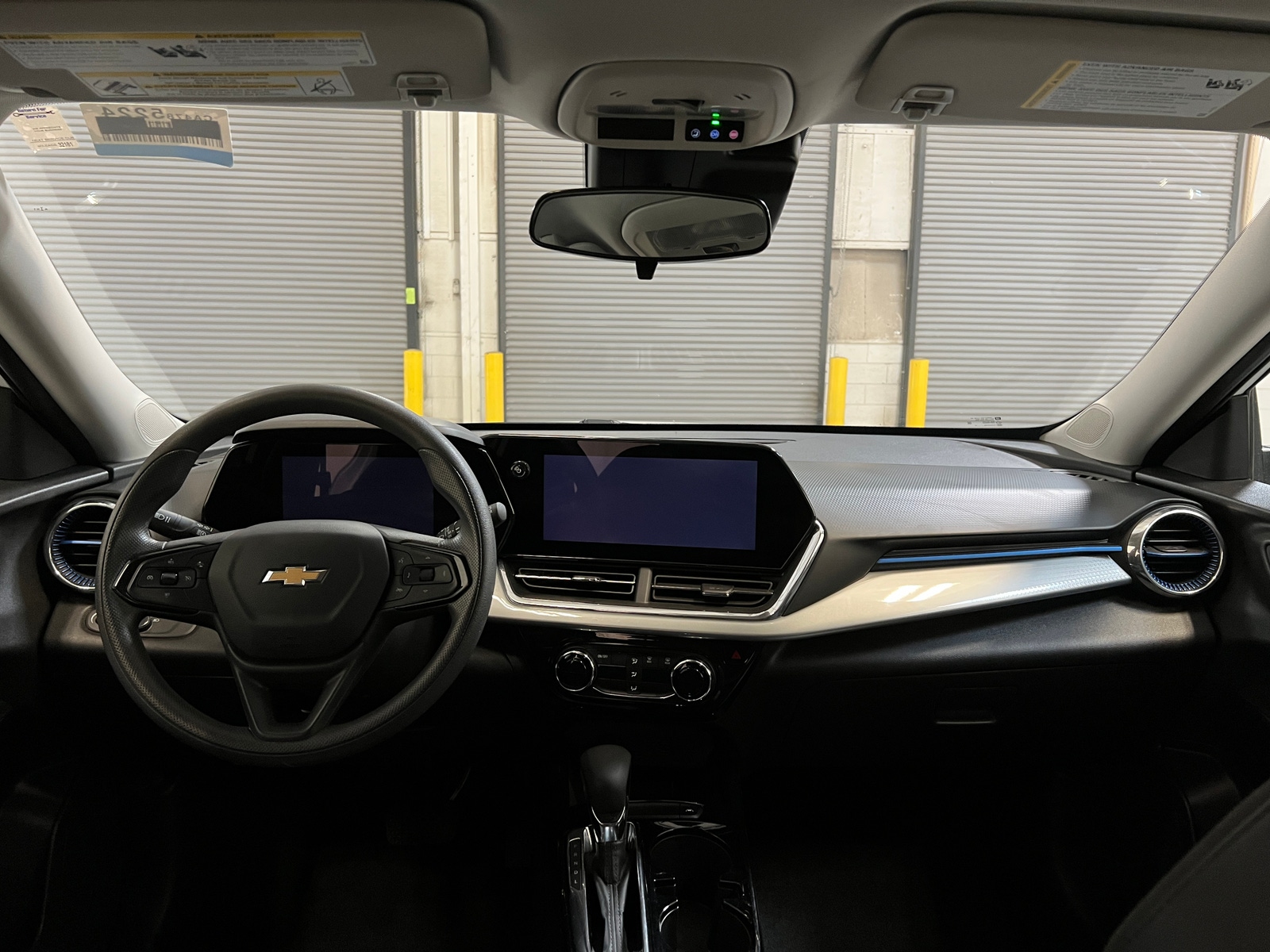 Thumbnail: 2025 Chevrolet Trax - 3