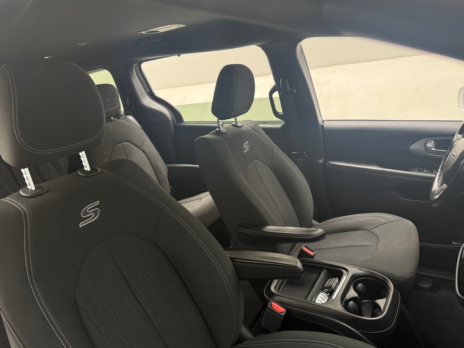 Thumbnail: 2019 Chrysler Pacifica - 2