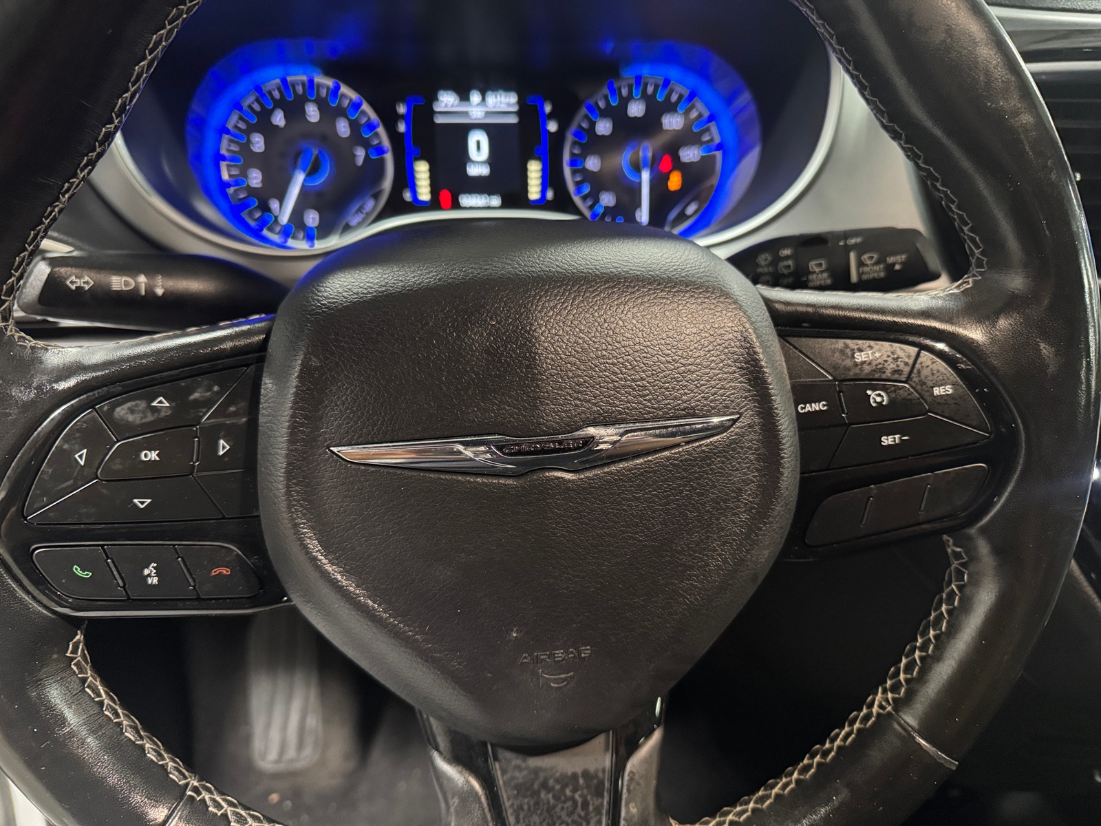 Thumbnail: 2019 Chrysler Pacifica - 5