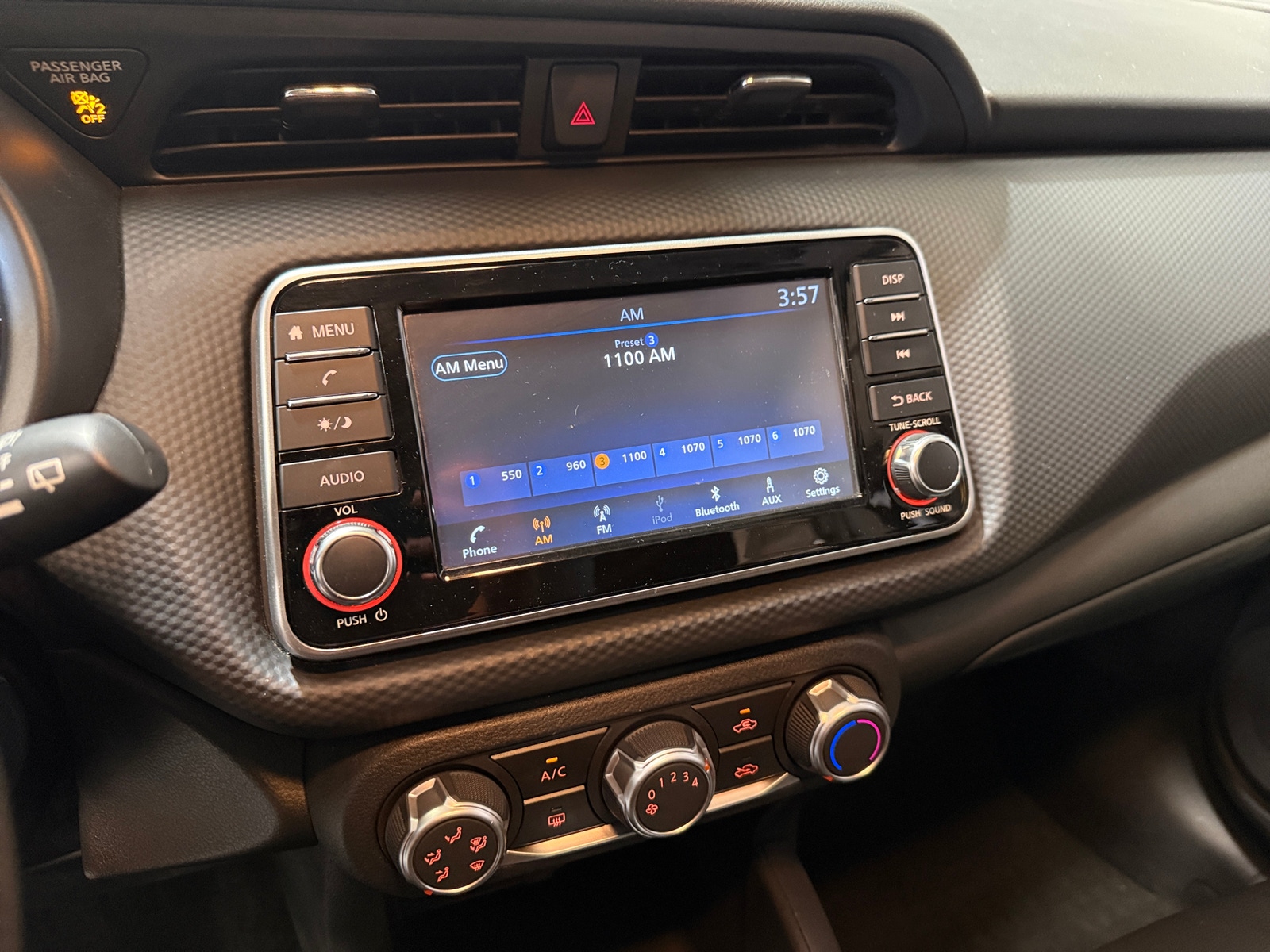 Thumbnail: 2024 Nissan Kicks - 4