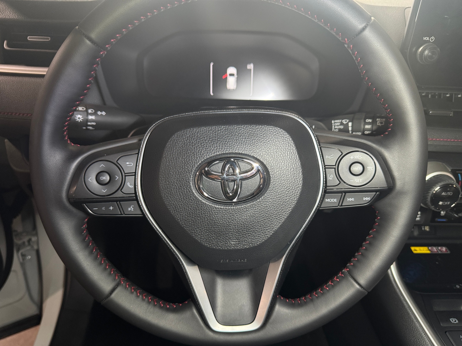 Thumbnail: 2025 Toyota RAV4 - 5