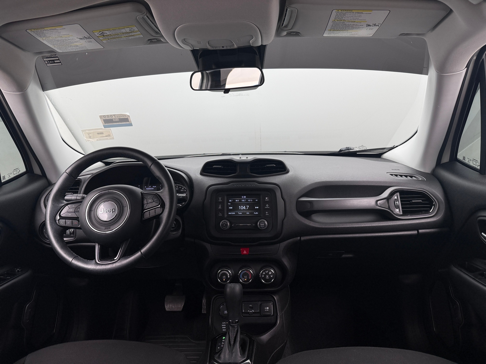 Thumbnail: 2017 Jeep Renegade - 3