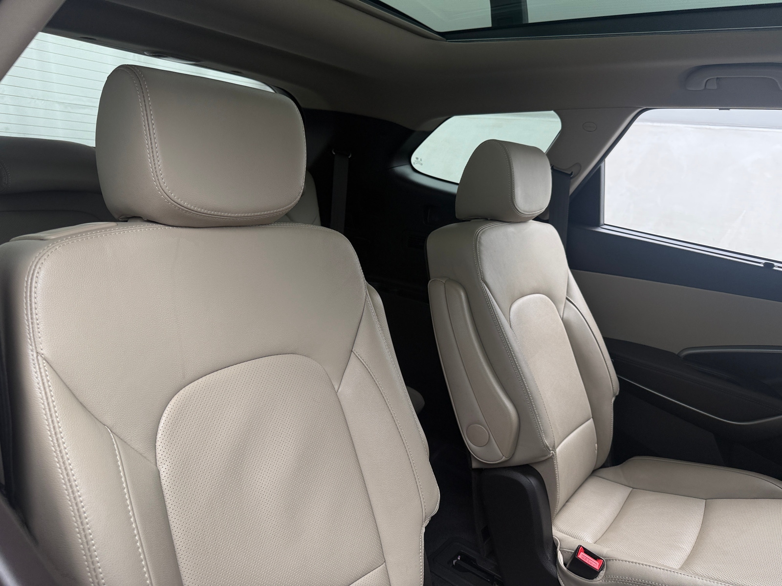 Thumbnail: 2019 Hyundai Santa Fe - 5