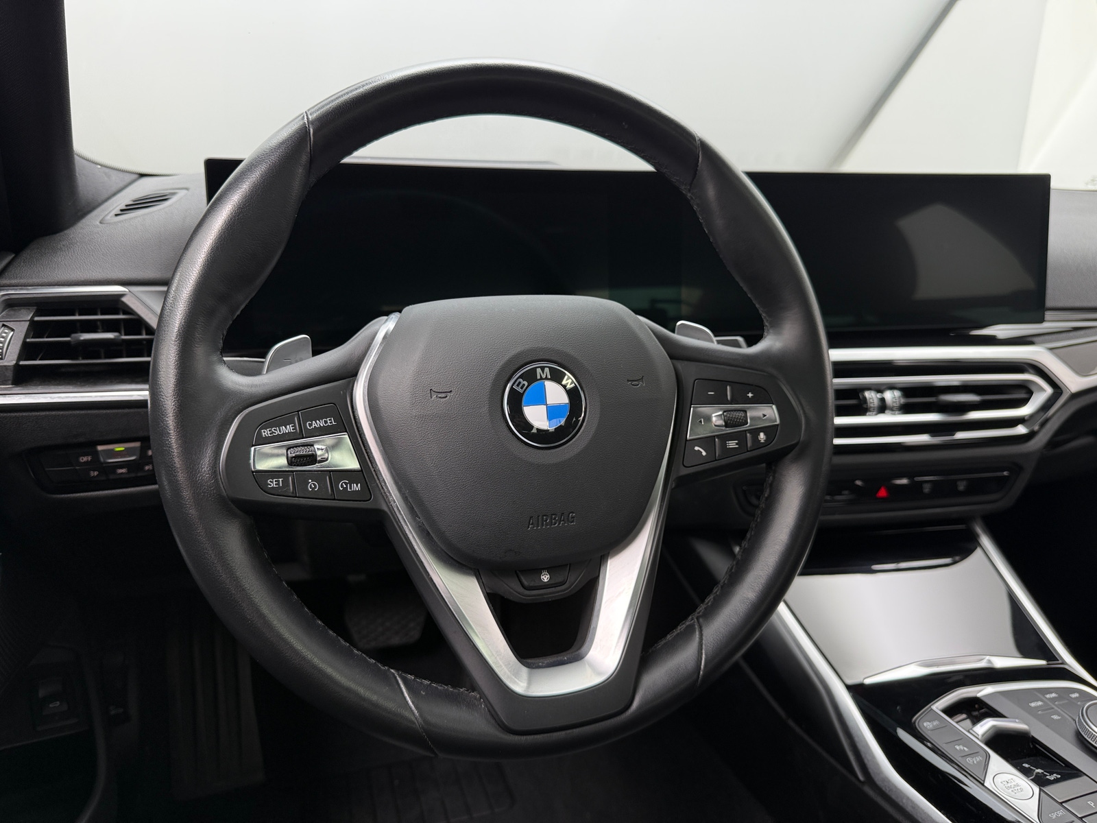 Thumbnail: 2023 BMW 3 Series - 4