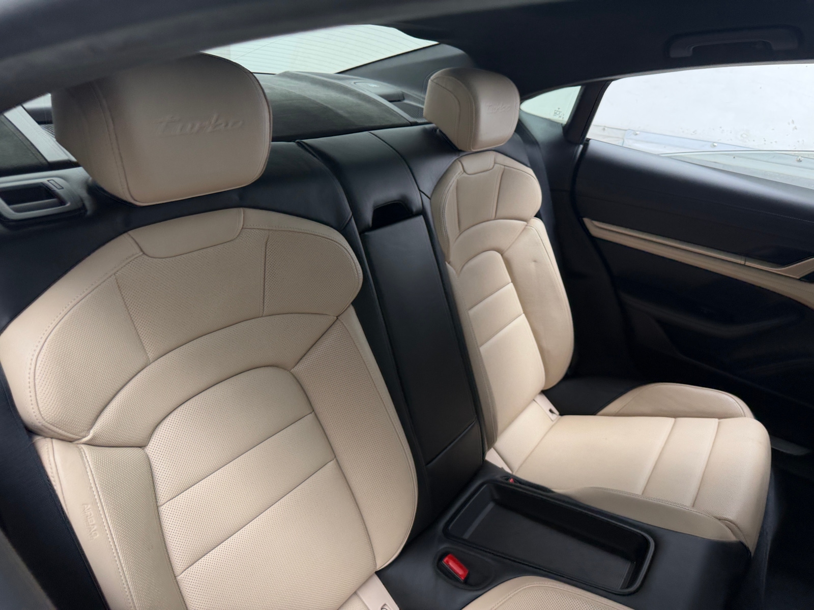 Thumbnail: 2020 Porsche Taycan - 5
