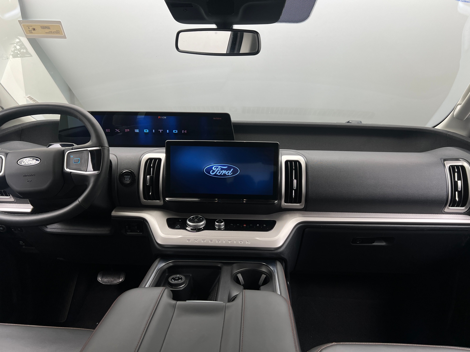 Thumbnail: 2025 Ford Expedition MAX - 3