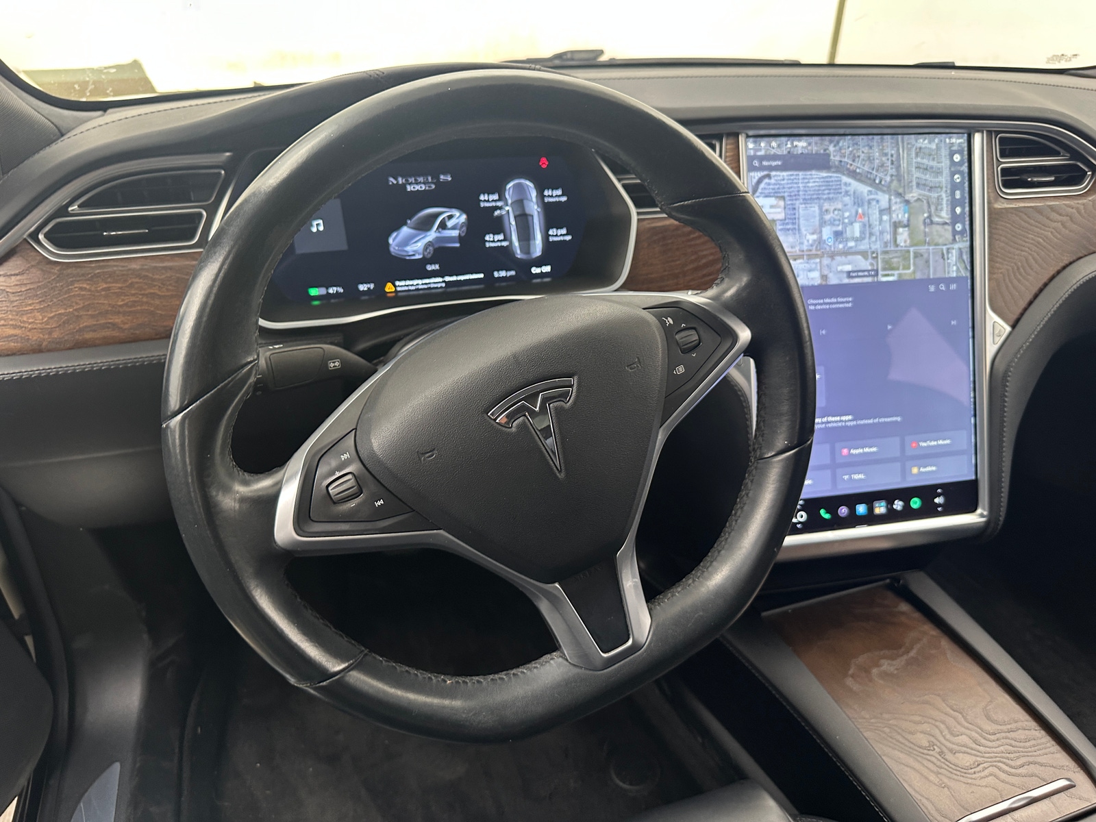 Thumbnail: 2017 Tesla Model S - 4