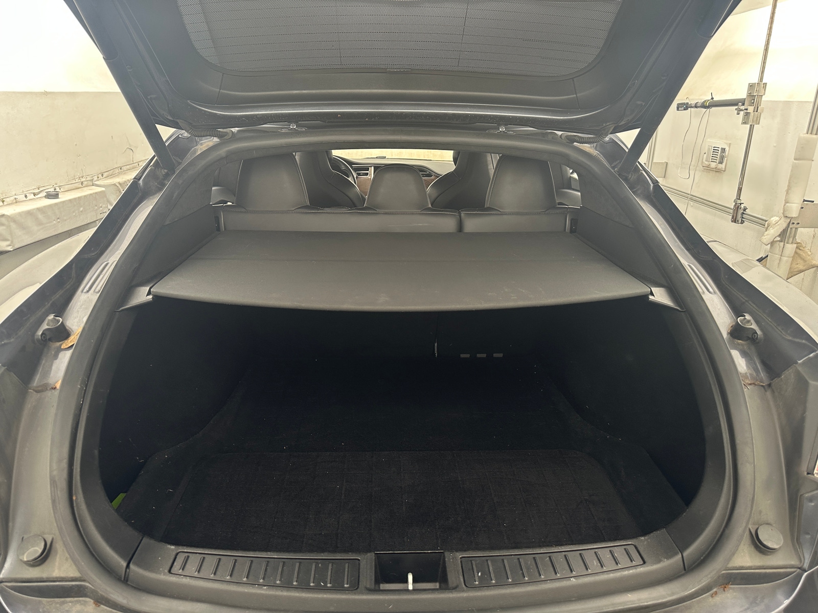 Thumbnail: 2017 Tesla Model S - 6