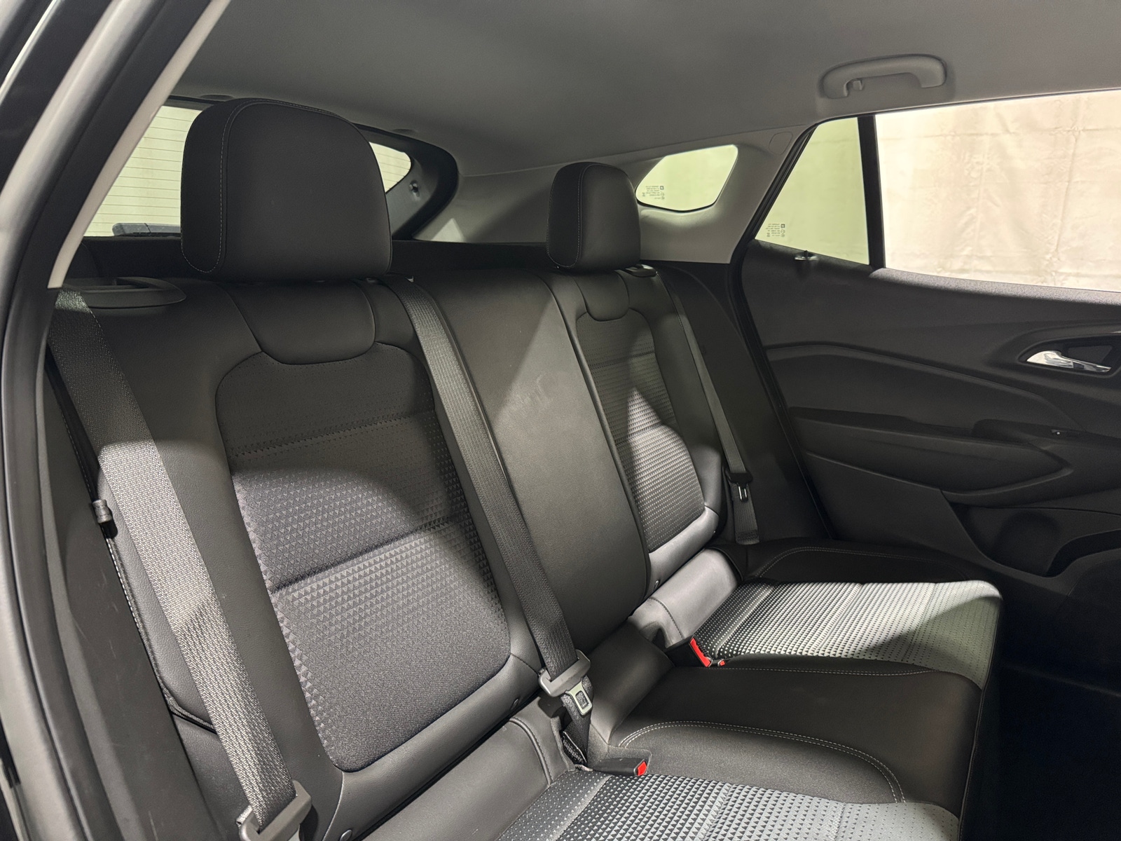 Thumbnail: 2025 Chevrolet Trax - 6