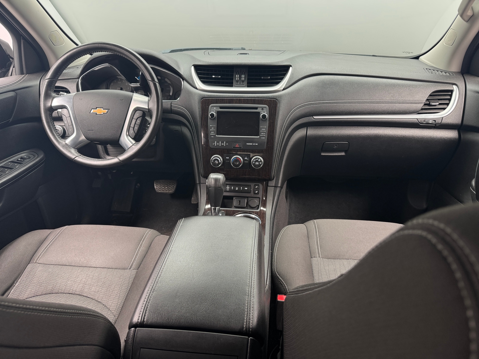 Thumbnail: 2016 Chevrolet Traverse - 3