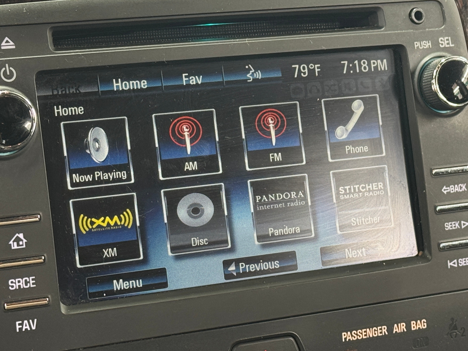 Thumbnail: 2016 Chevrolet Traverse - 4