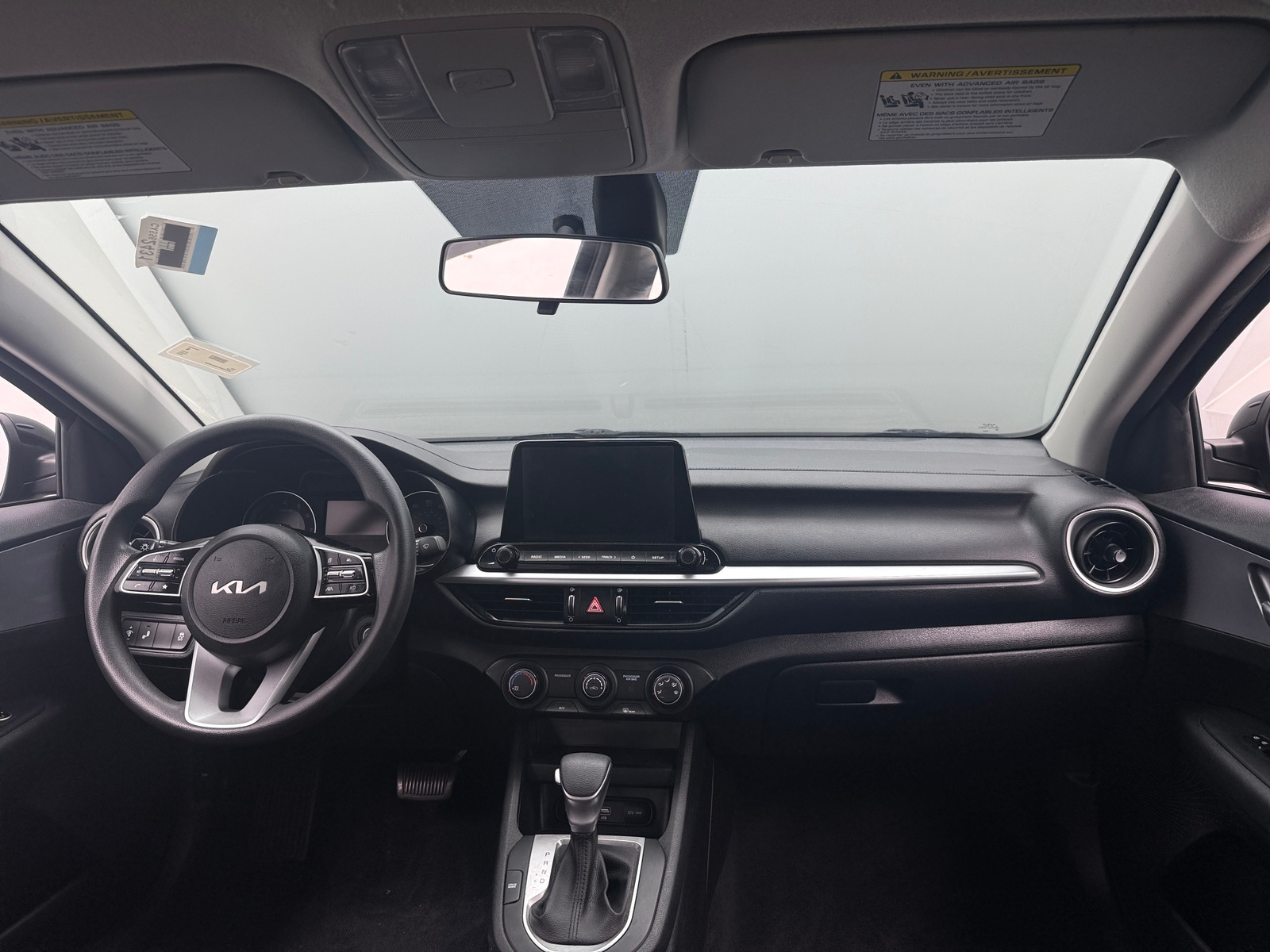Thumbnail: 2022 Kia Forte - 3