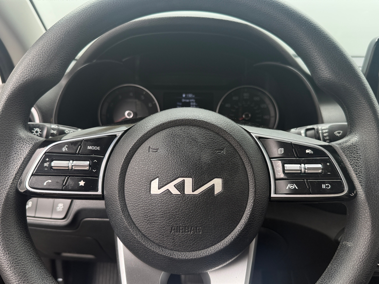 Thumbnail: 2022 Kia Forte - 5