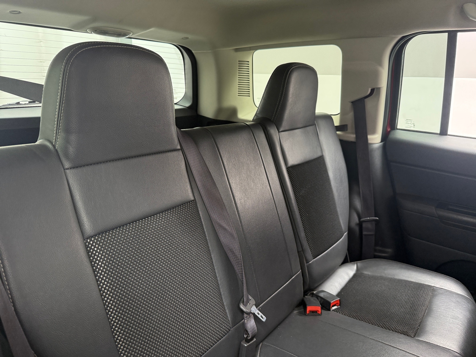 Thumbnail: 2016 Jeep Patriot - 6
