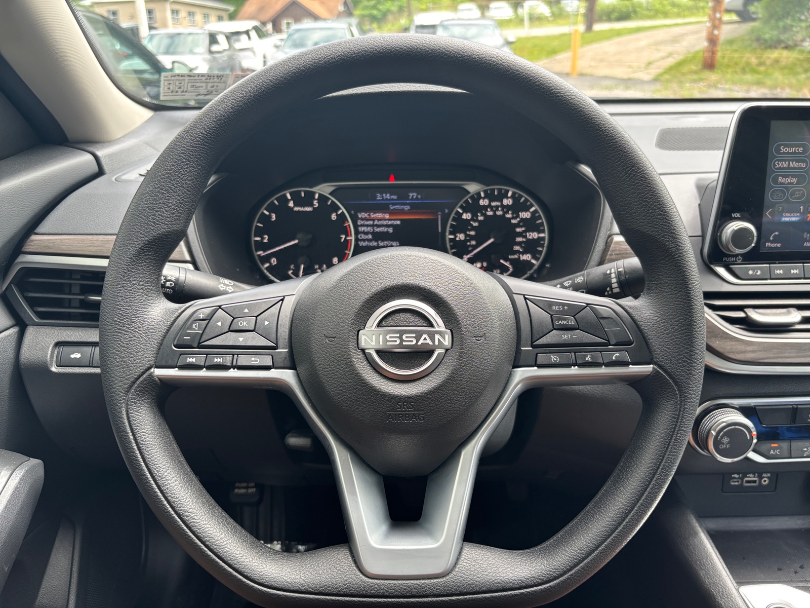 Thumbnail: 2025 Nissan Altima - 4