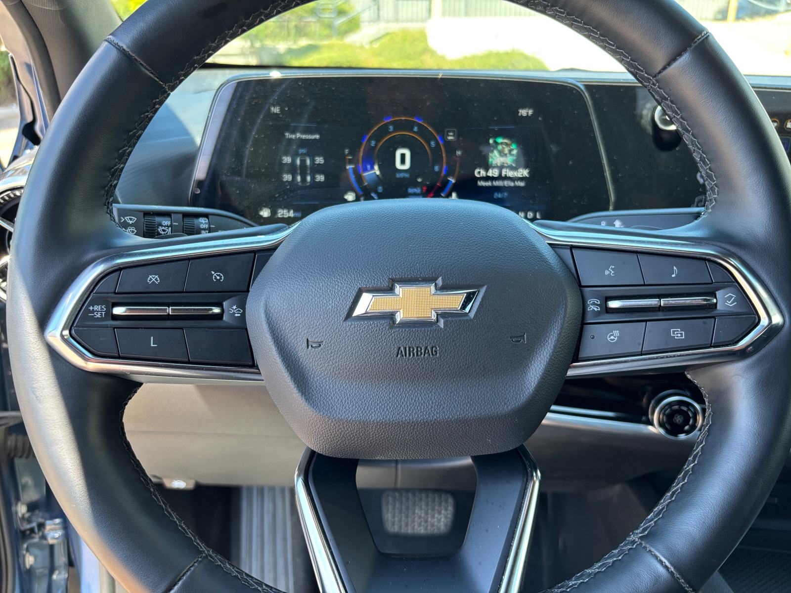Thumbnail: 2025 Chevrolet Equinox - 5