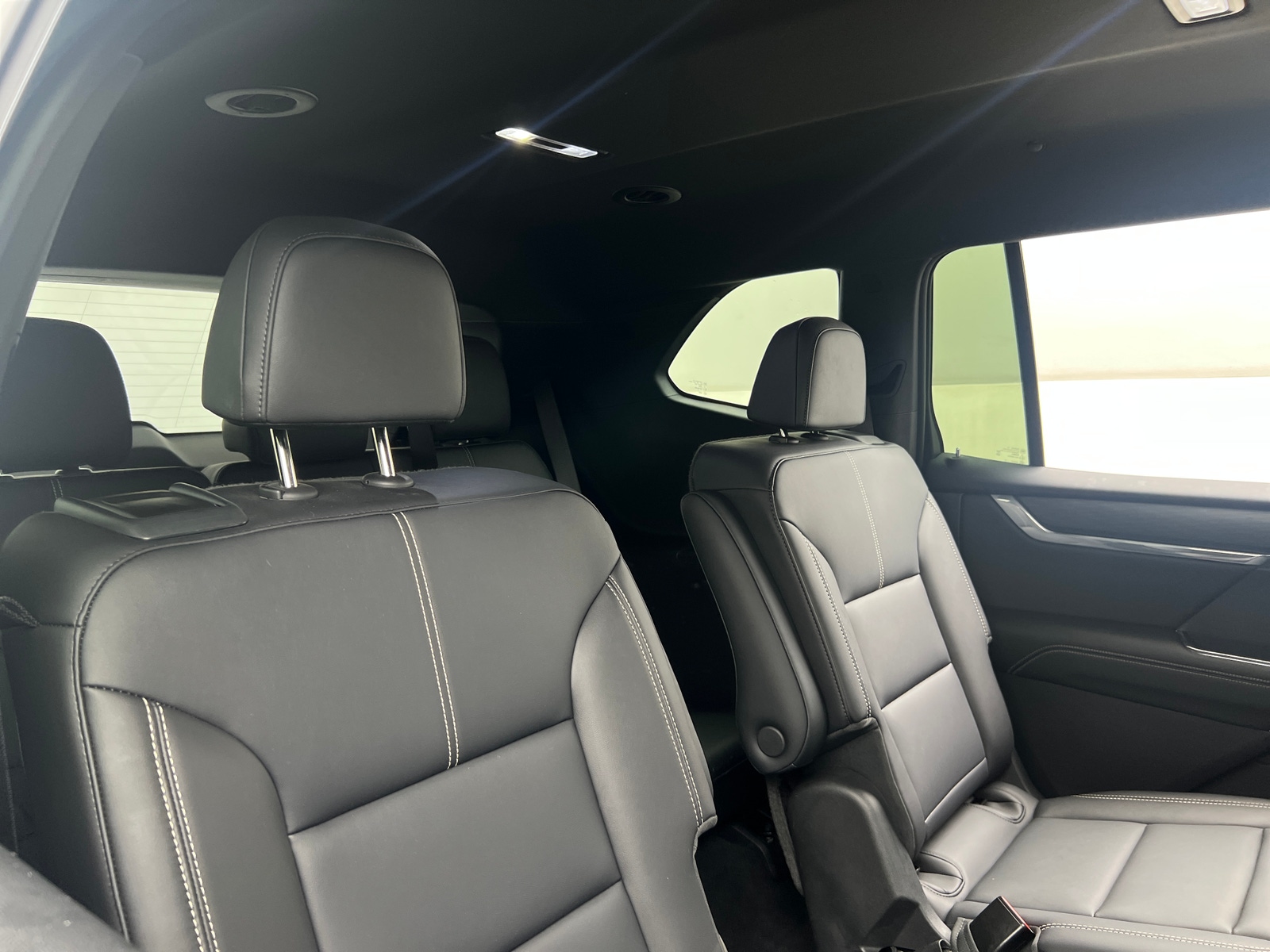 Thumbnail: 2024 GMC Acadia - 5