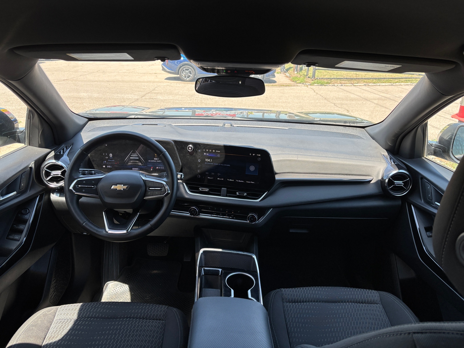Thumbnail: 2025 Chevrolet Equinox - 3