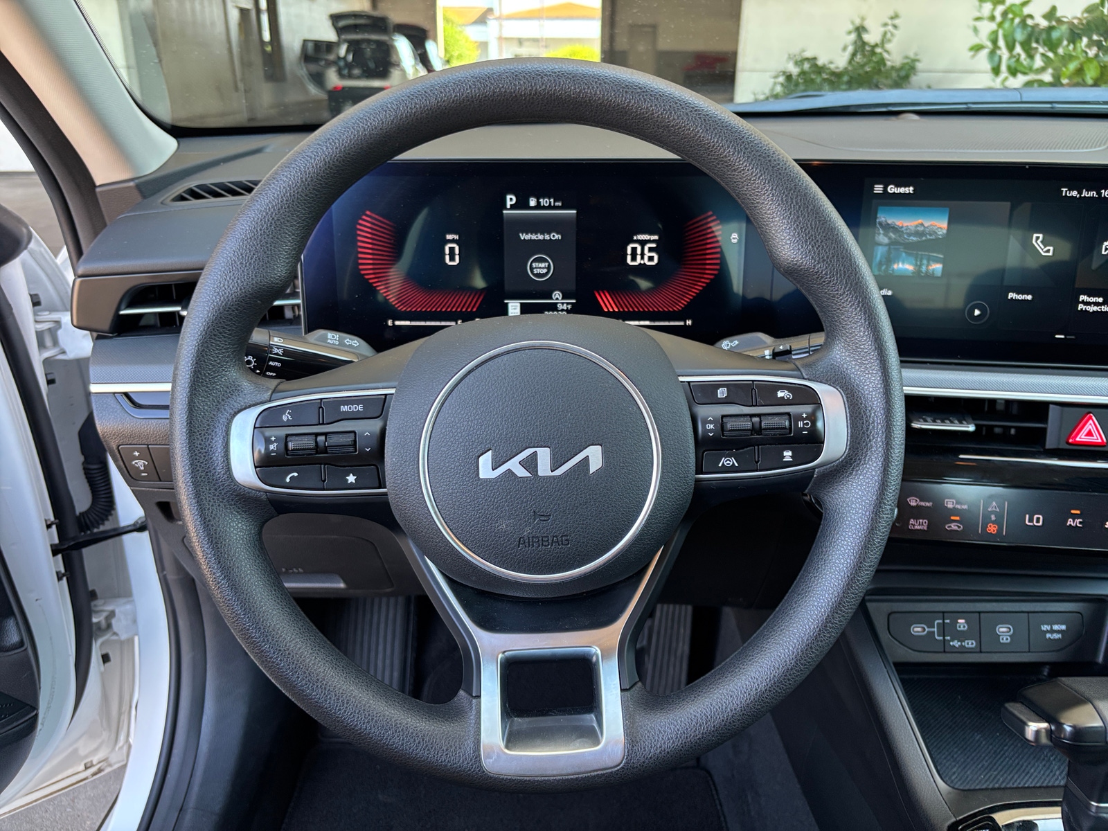 Thumbnail: 2025 Kia K5 - 5