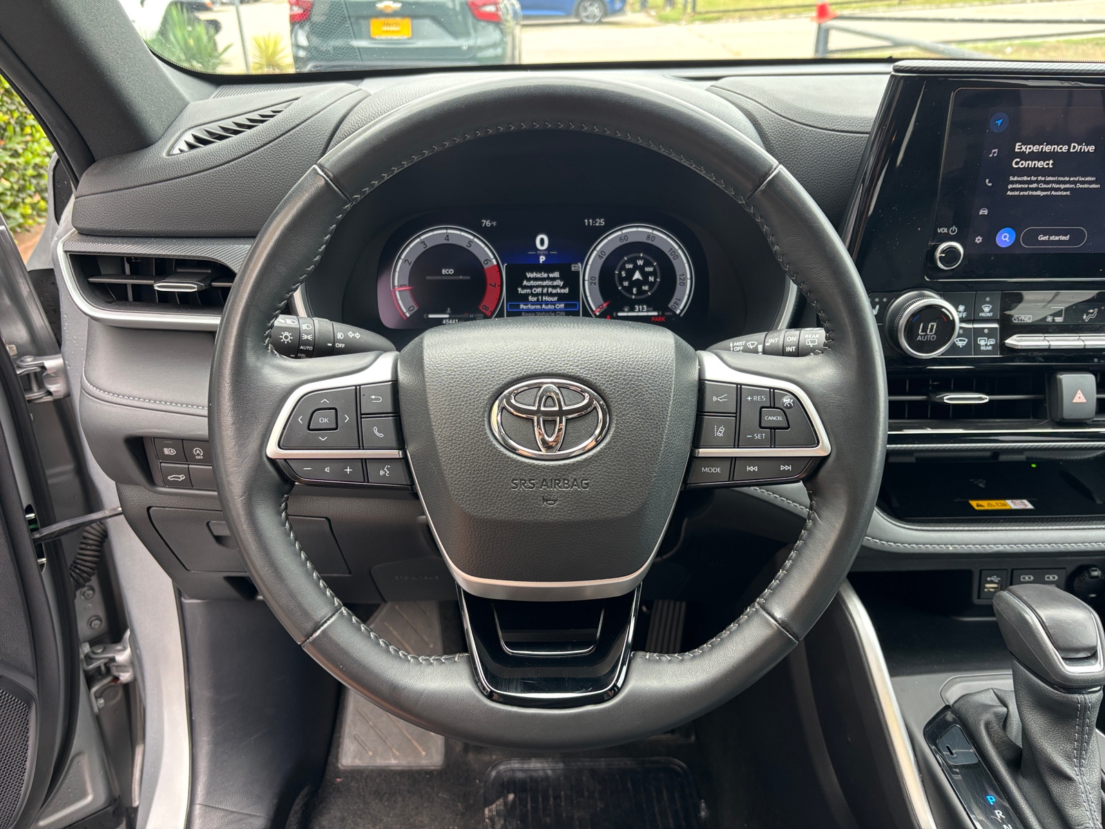 Thumbnail: 2025 Toyota Highlander - 5