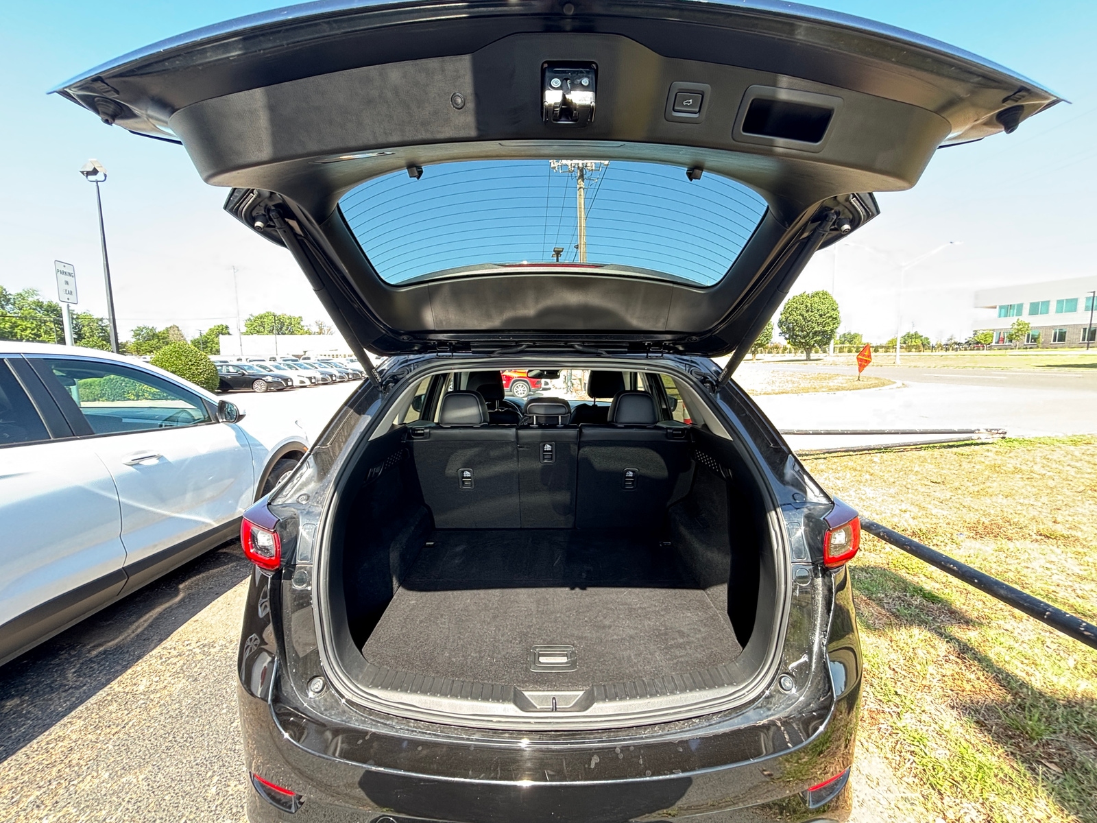 Thumbnail: 2025 Mazda CX-5 - 5