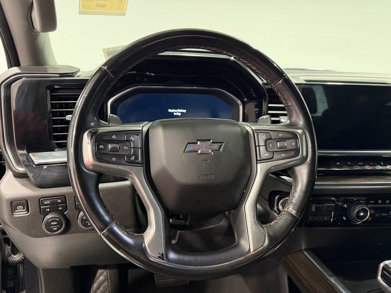 Thumbnail: 2023 Chevrolet Silverado 1500 - 5