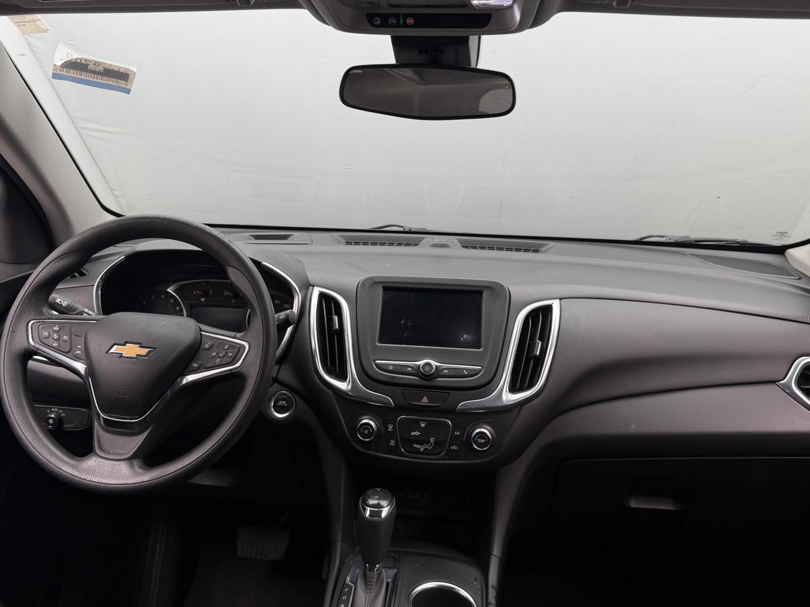 Thumbnail: 2021 Chevrolet Equinox - 3