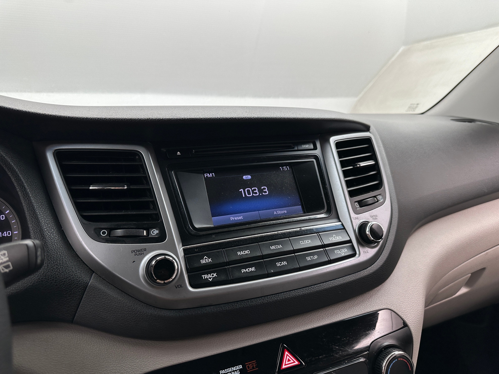 Thumbnail: 2018 Hyundai Tucson - 4