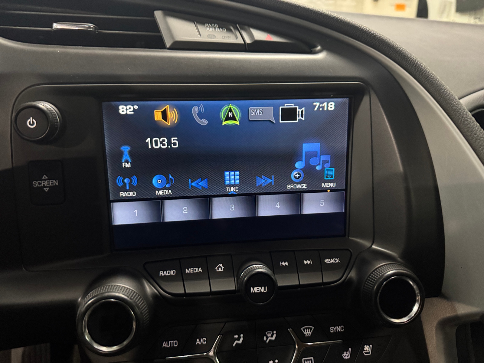 Thumbnail: 2016 Chevrolet Corvette - 3