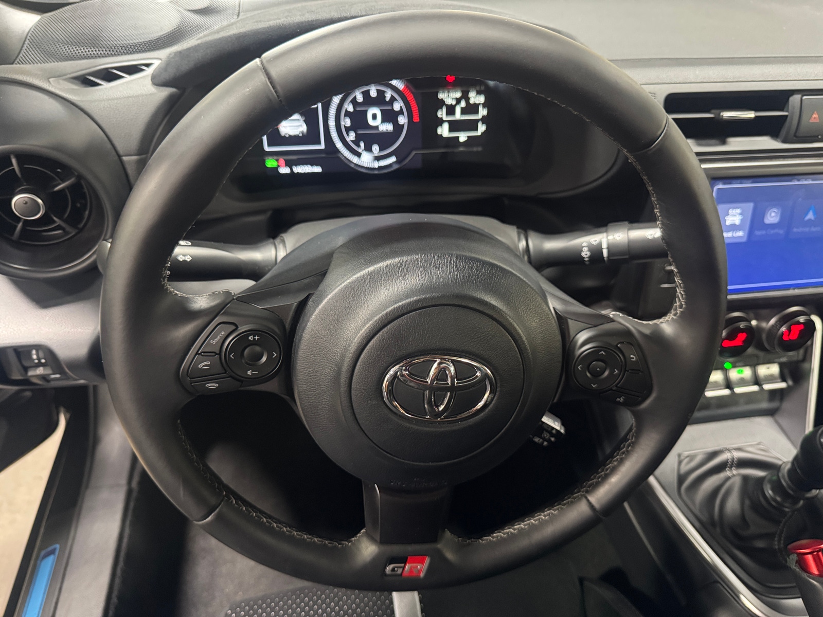 Thumbnail: 2023 Toyota GR86 - 3
