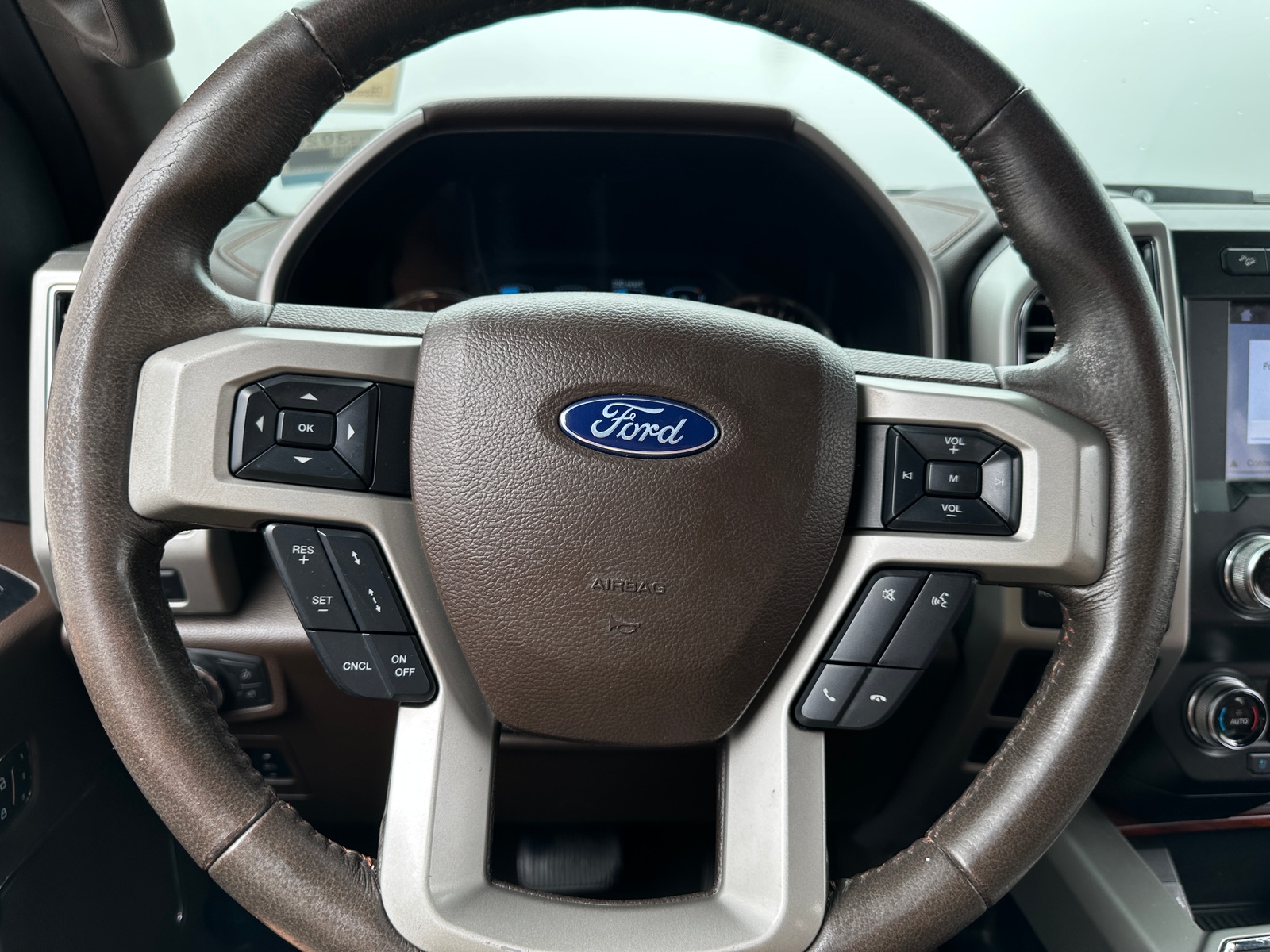 Thumbnail: 2019 Ford Econoline - 4