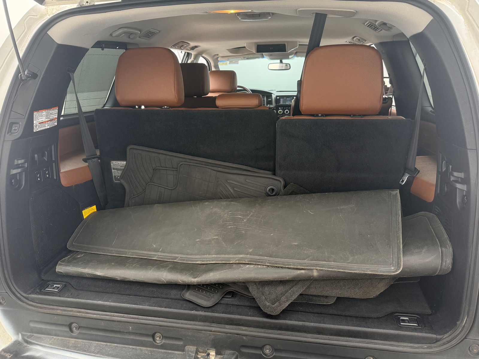 Thumbnail: 2015 Toyota Sequoia - 6