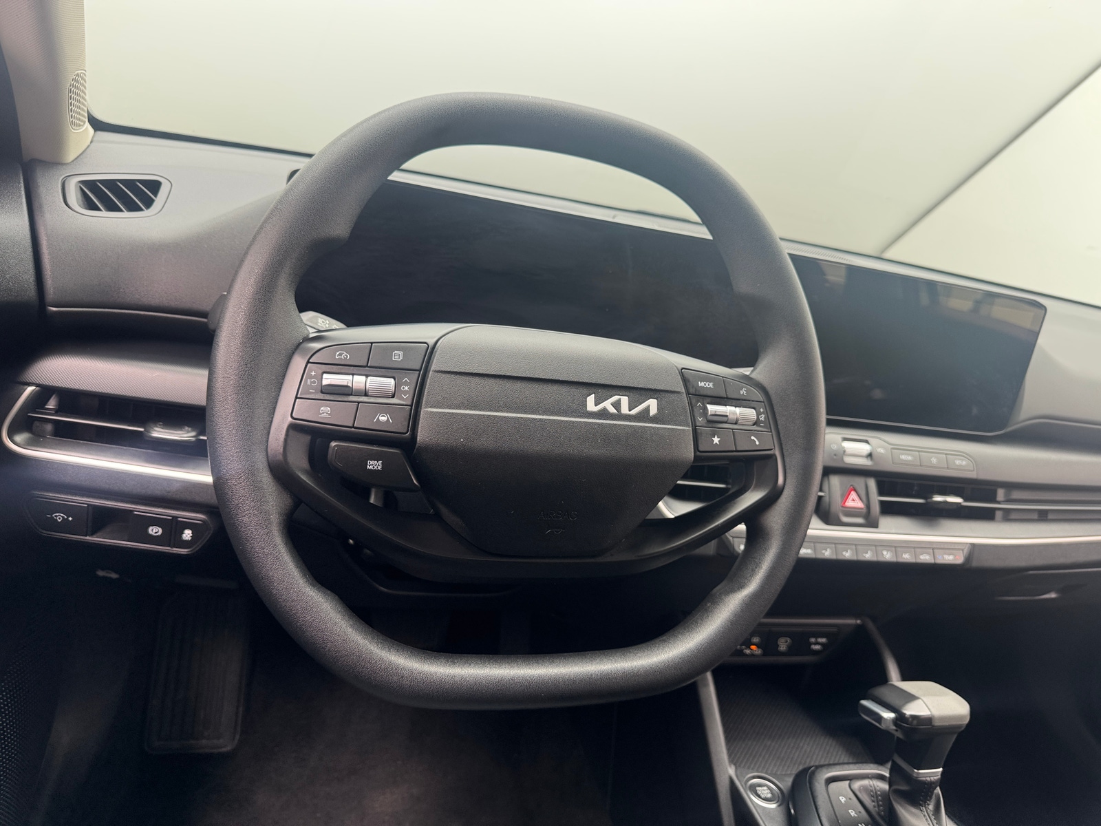 Thumbnail: 2025 Kia K4 - 5