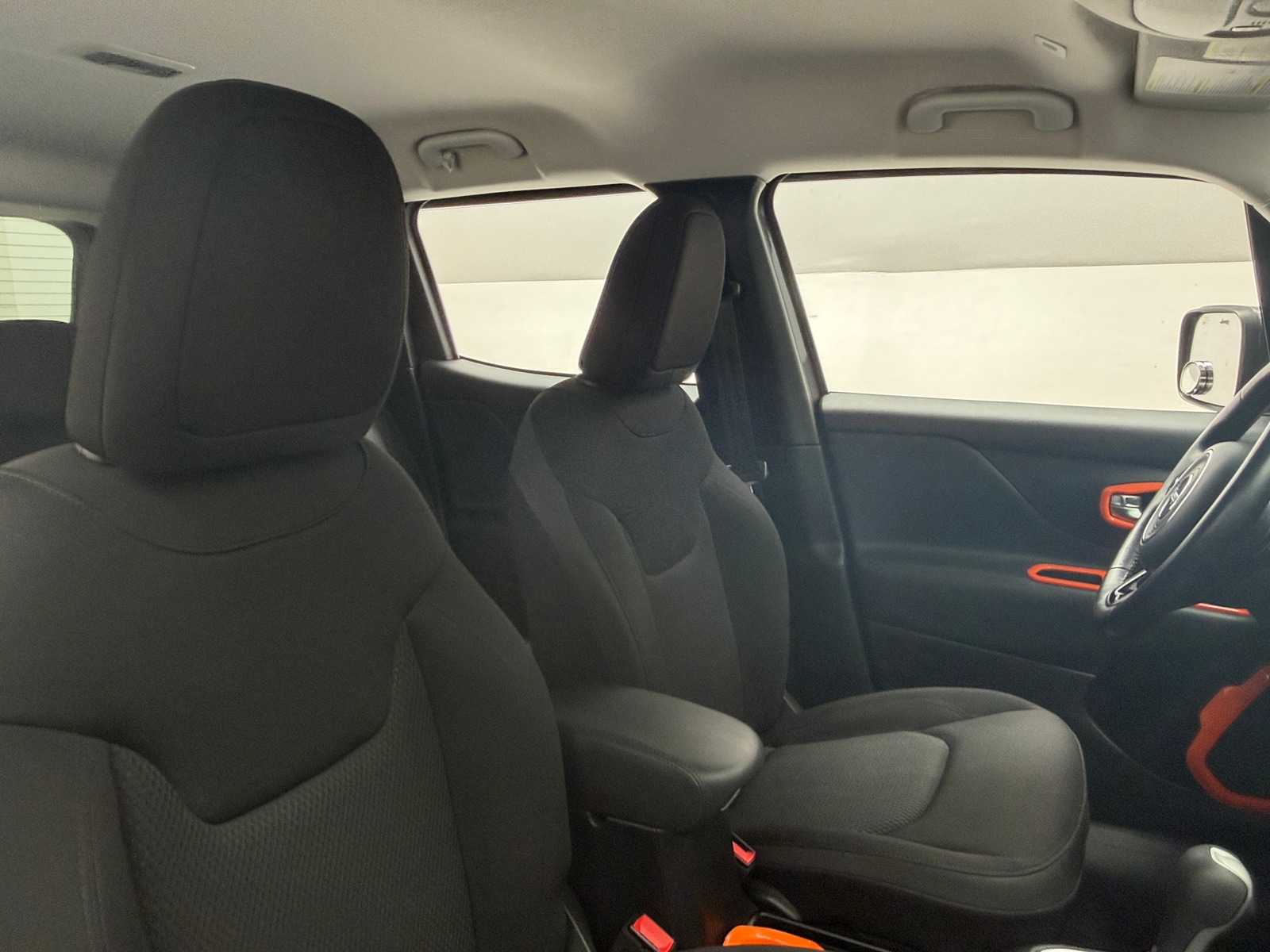 Thumbnail: 2018 Jeep Renegade - 2