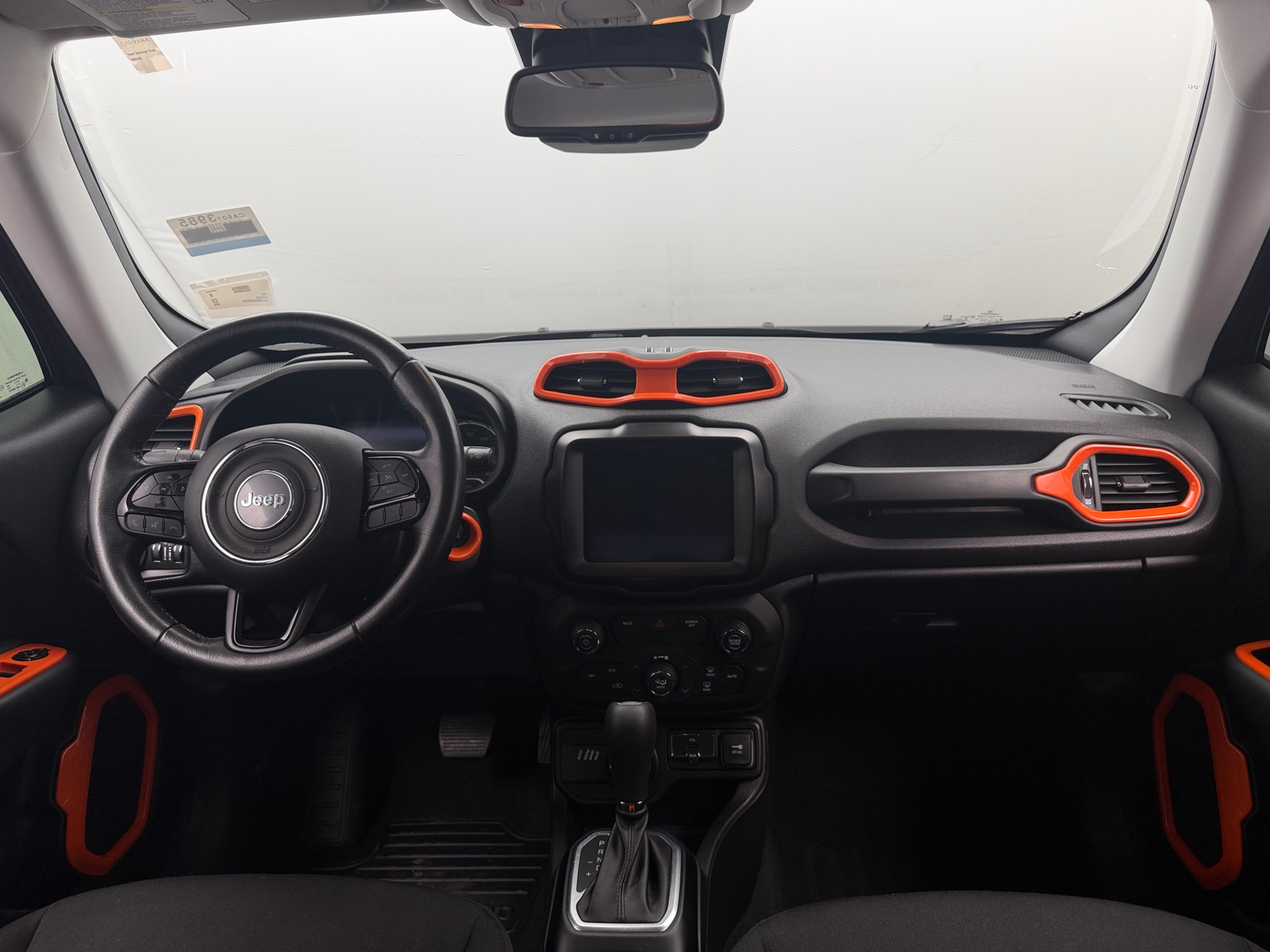 Thumbnail: 2018 Jeep Renegade - 3