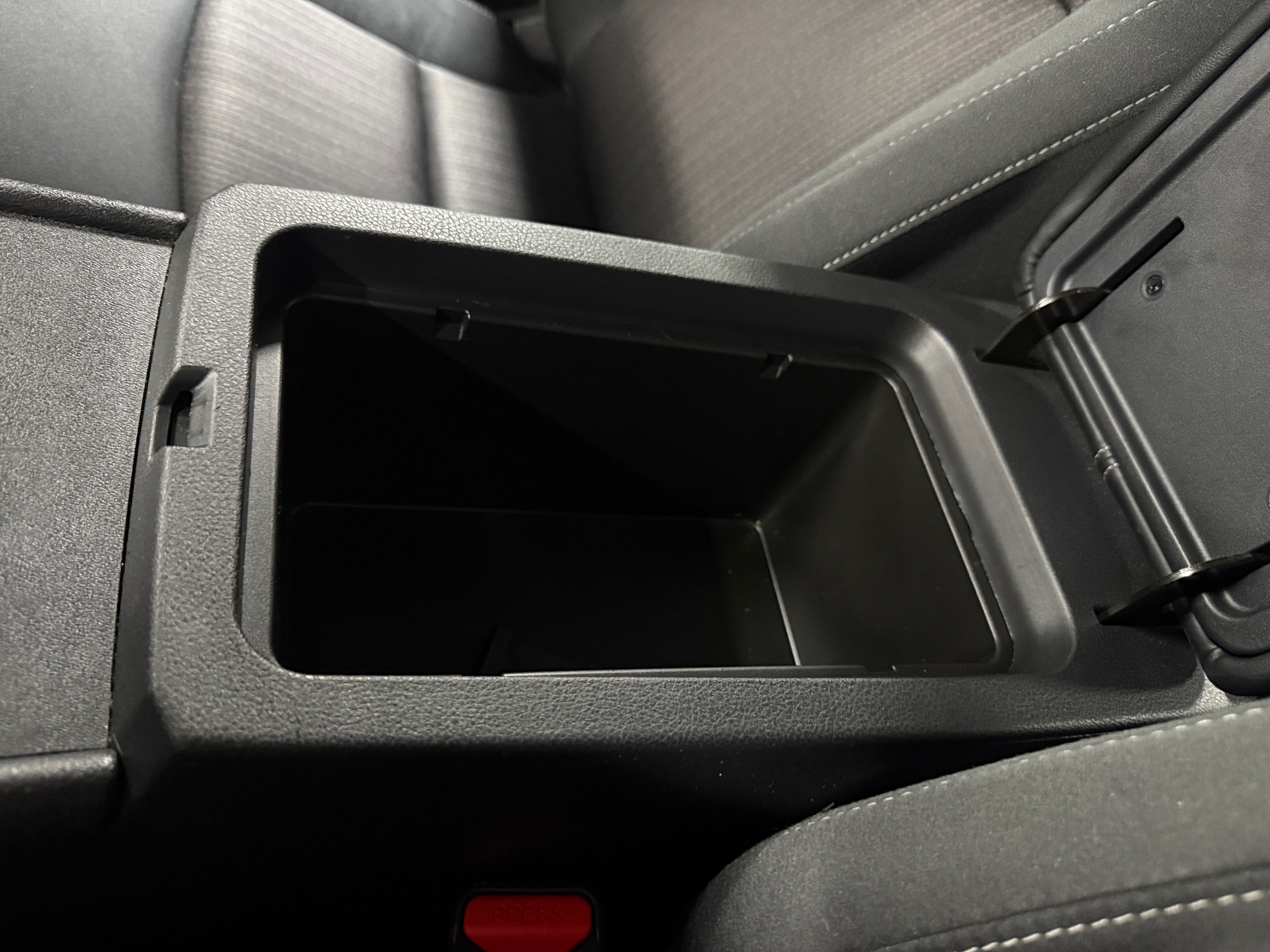 2025 Nissan Altima SV - Photo 13