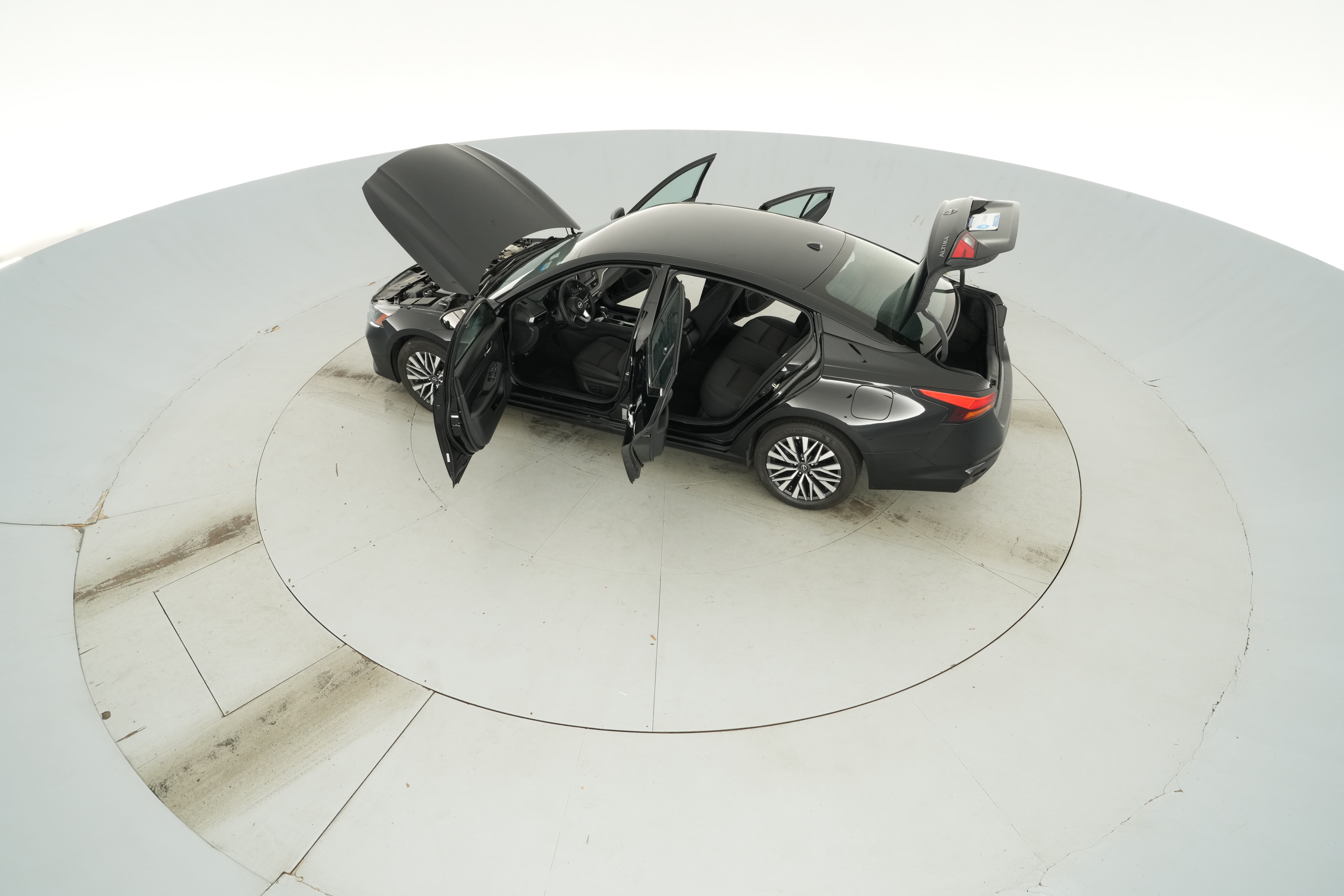 2025 Nissan Altima SV - Photo 43