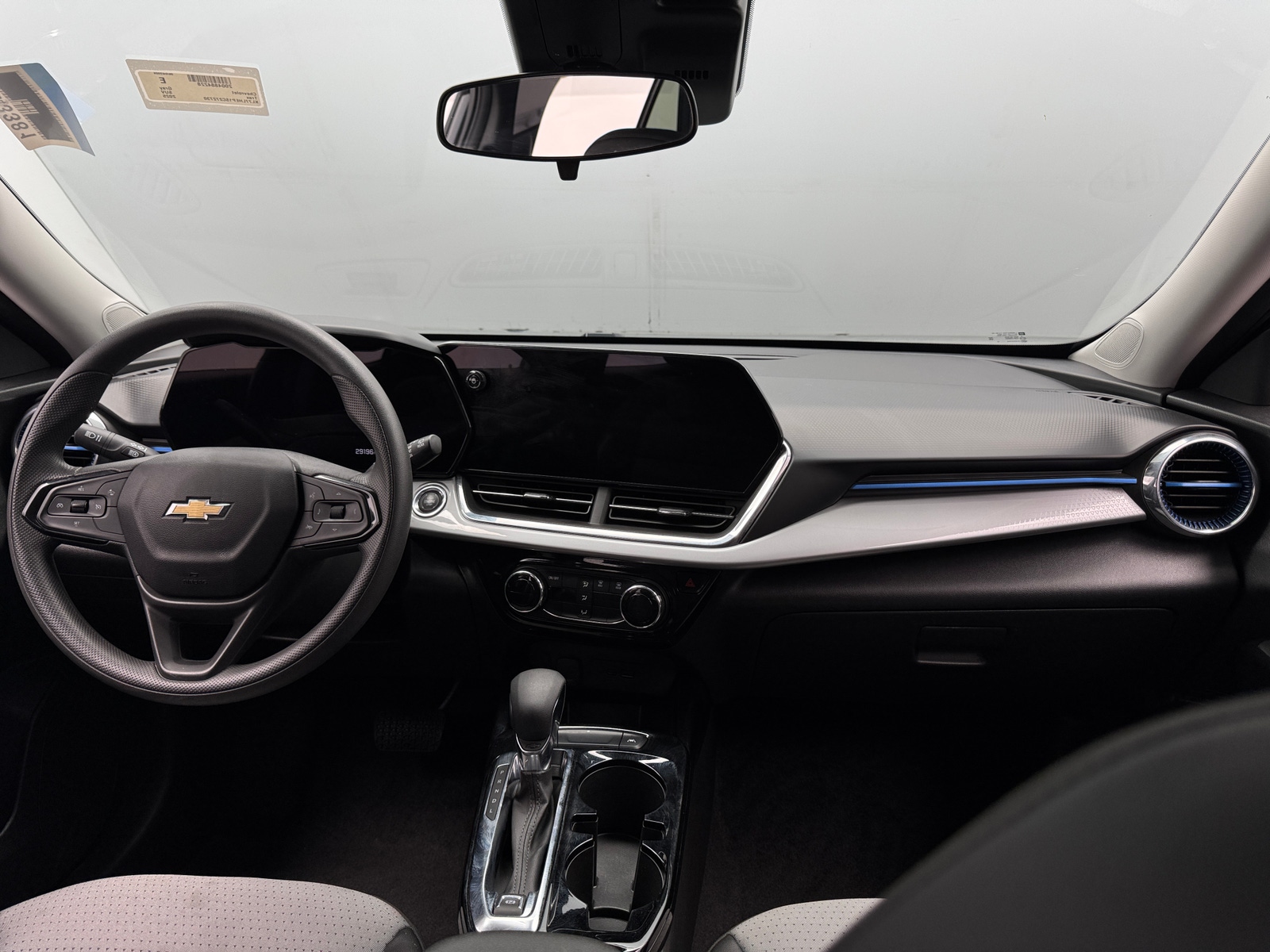 Thumbnail: 2025 Chevrolet Trax - 3