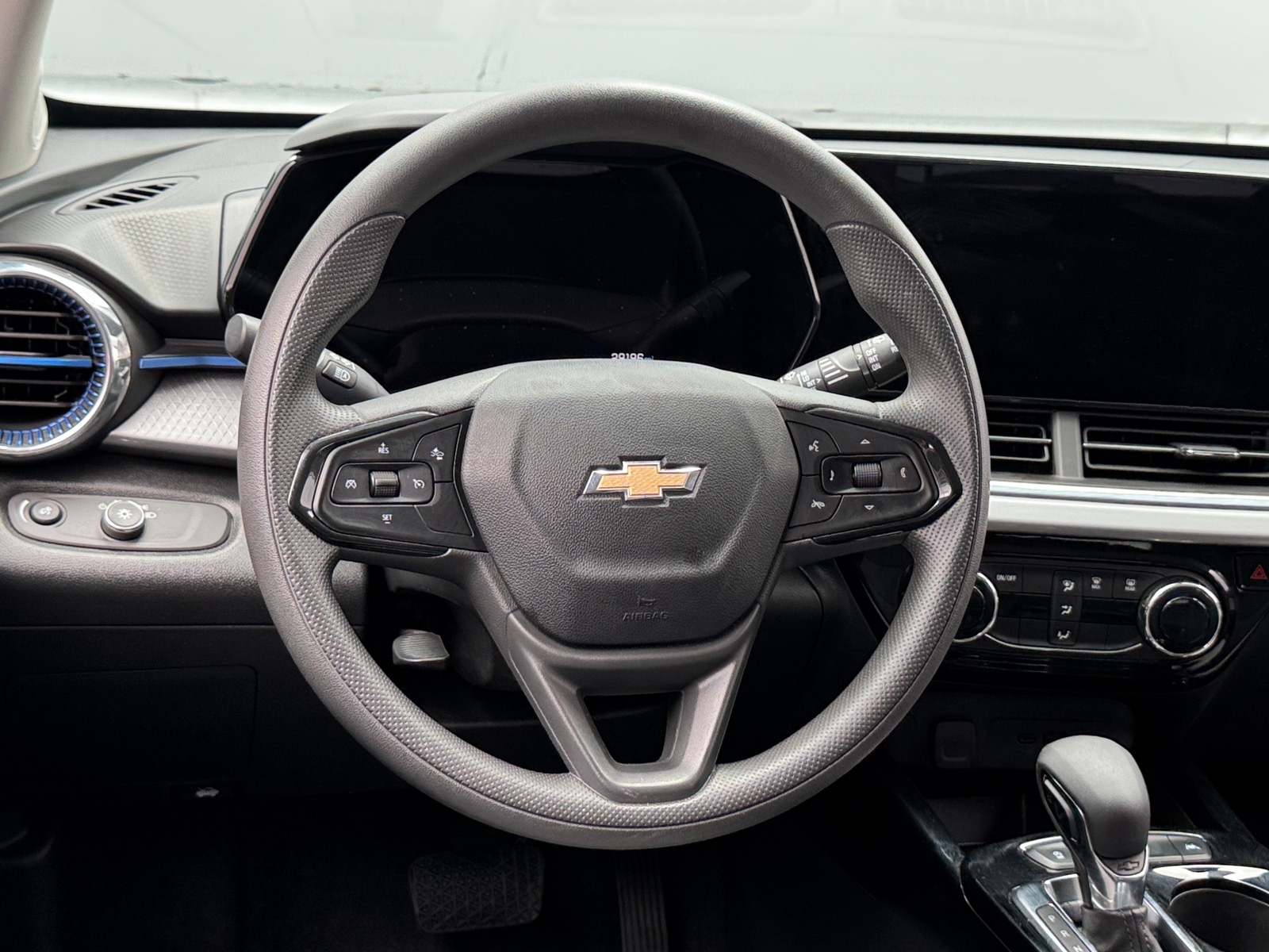 Thumbnail: 2025 Chevrolet Trax - 5
