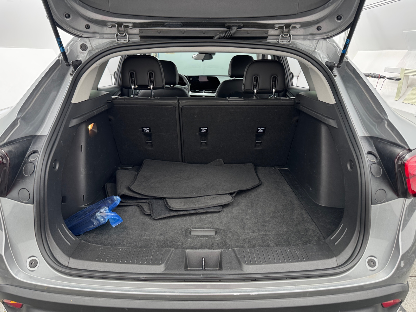 Thumbnail: 2025 Chevrolet Trax - 7