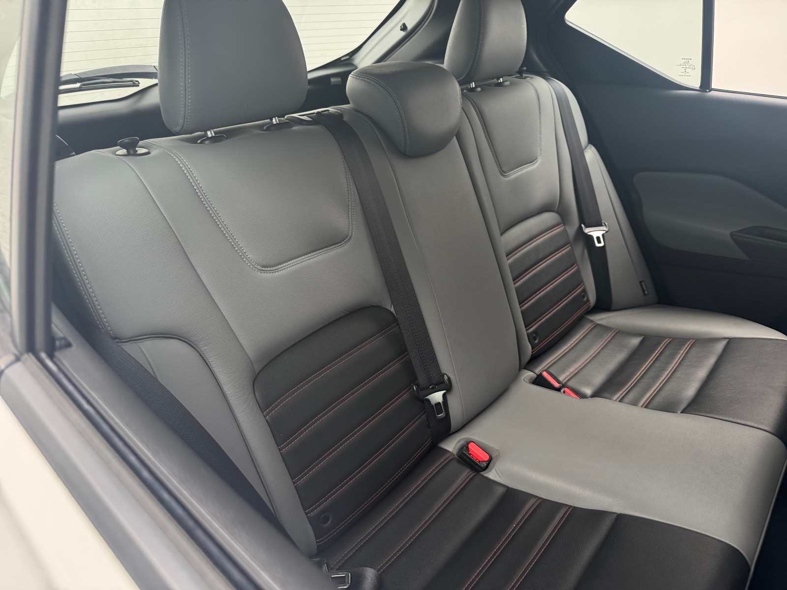 Thumbnail: 2021 Nissan Kicks - 6