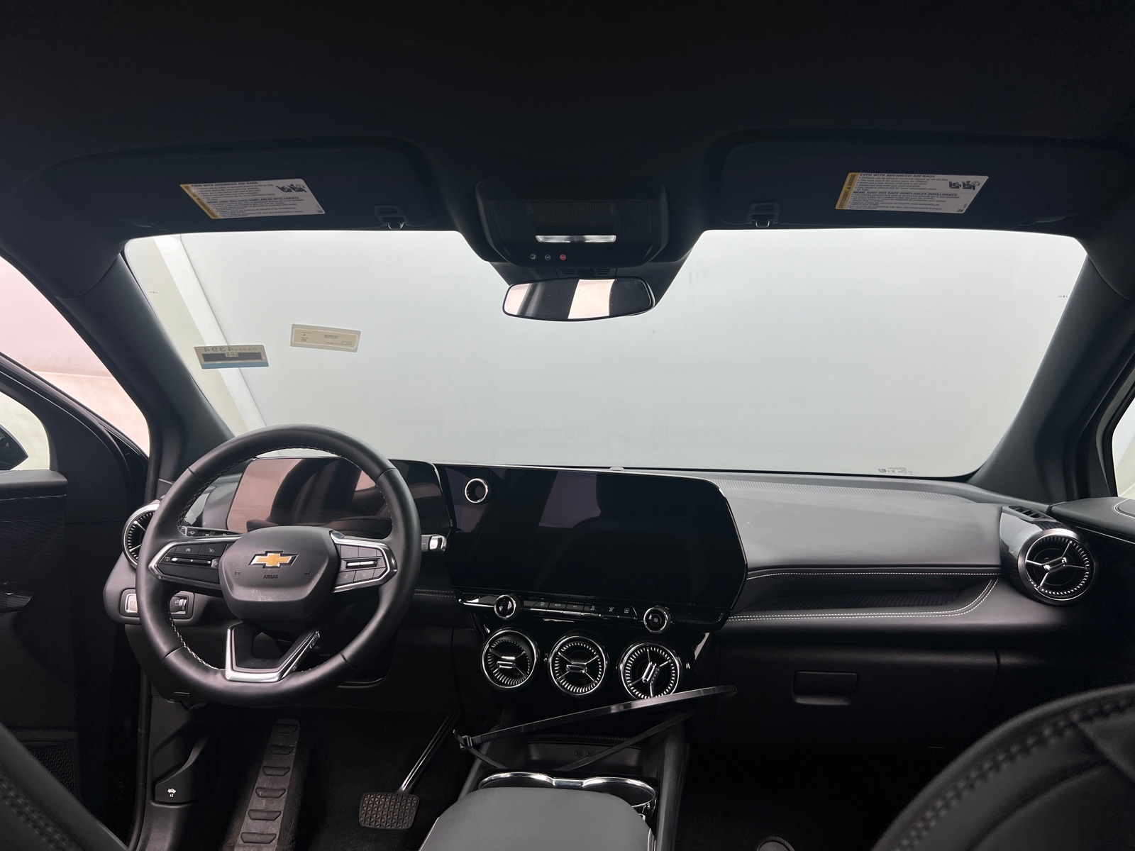 Thumbnail: 2025 Chevrolet Blazer EV - 3