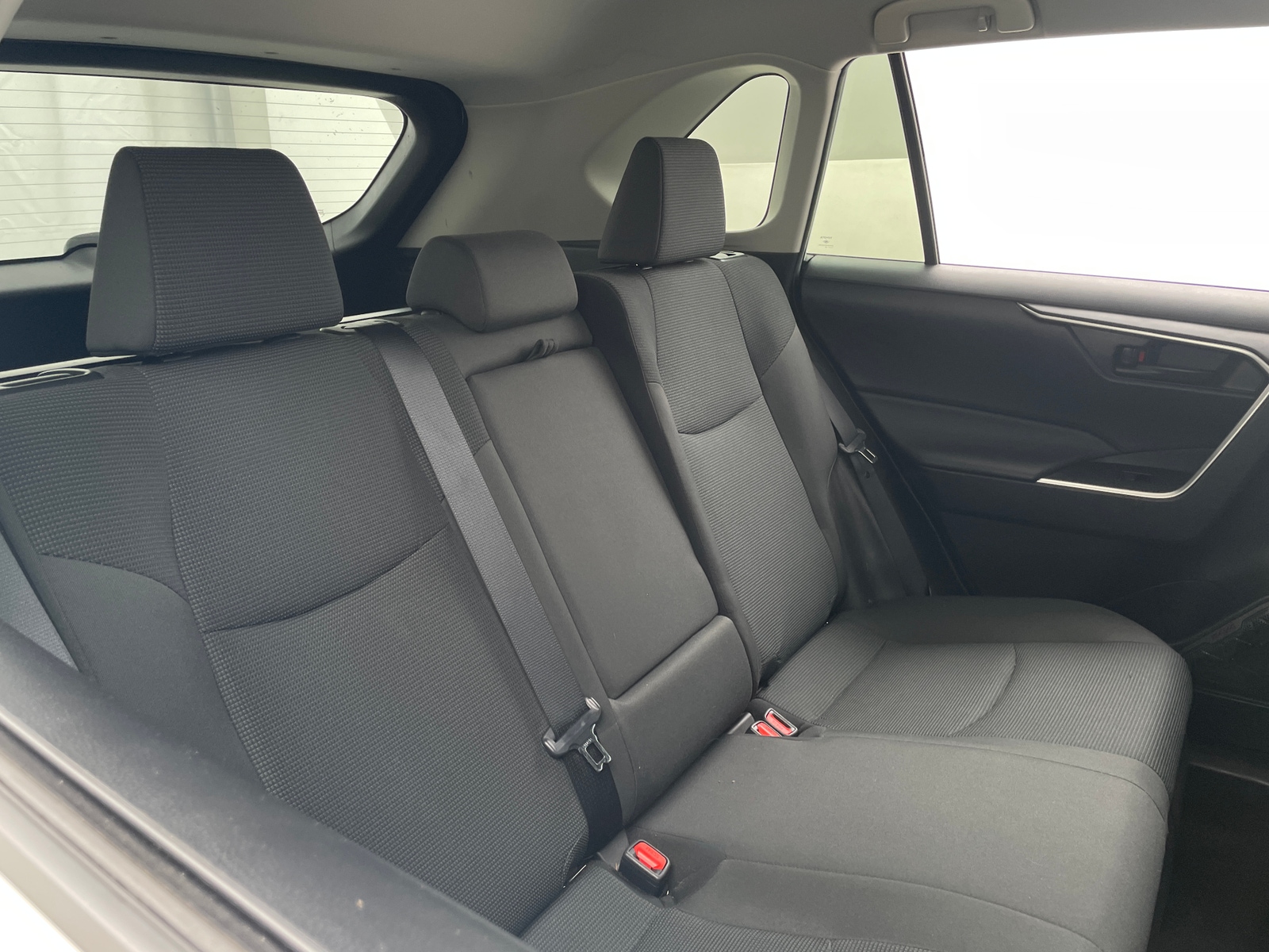 Thumbnail: 2021 Toyota RAV4 - 6