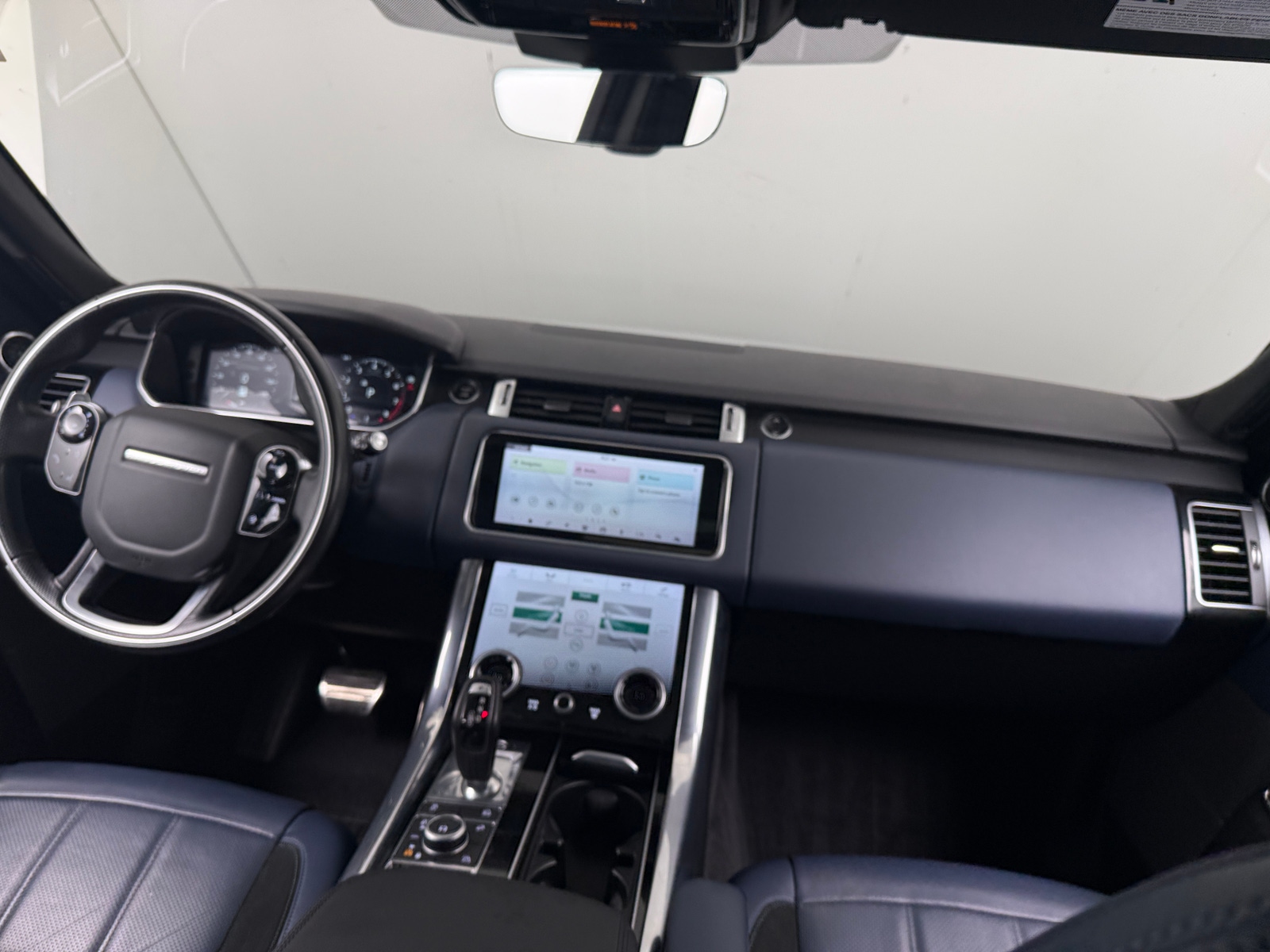 Thumbnail: 2018 Land Rover Range Rover Sport - 2